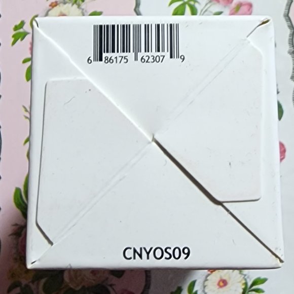 Clara's Stimulating Retinol Serum NIB - Picture 7 of 7